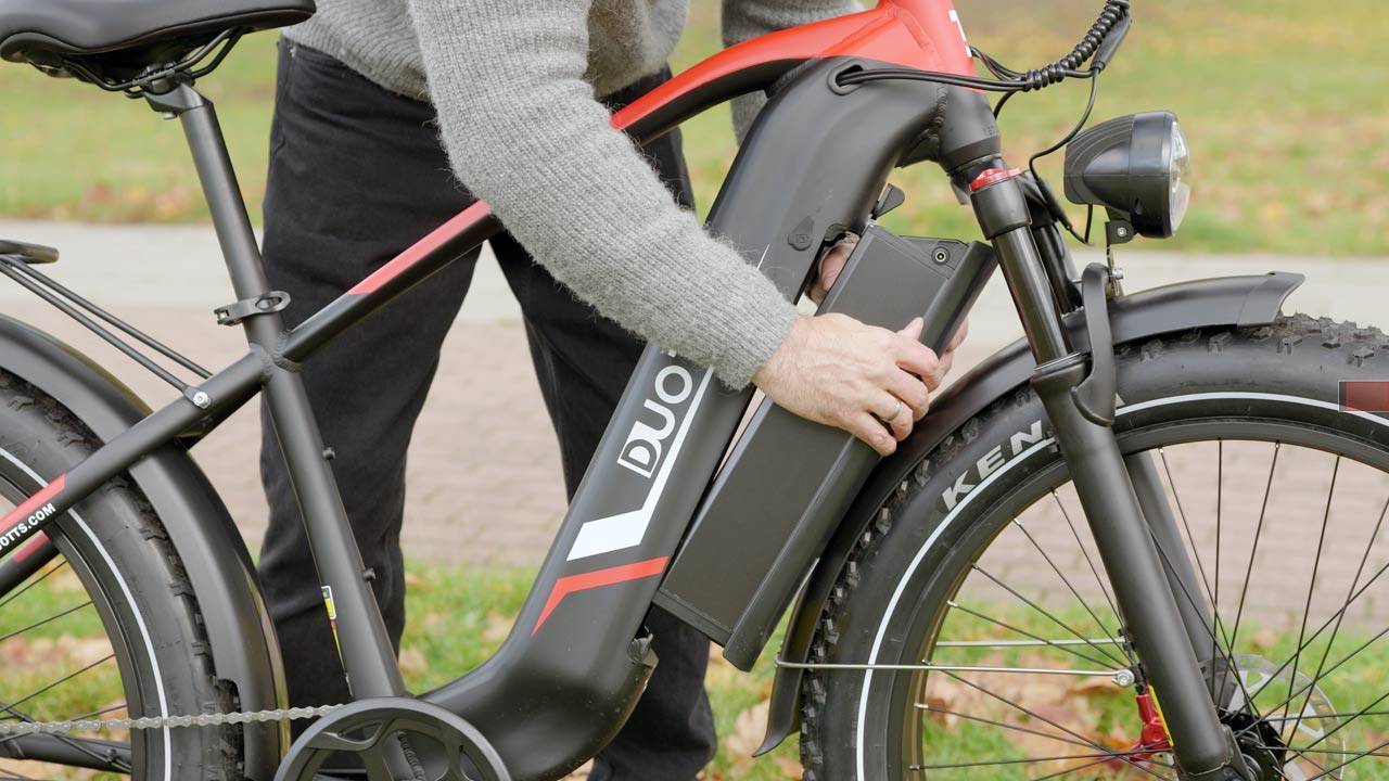 DUOTTS-F26-LITE-battery